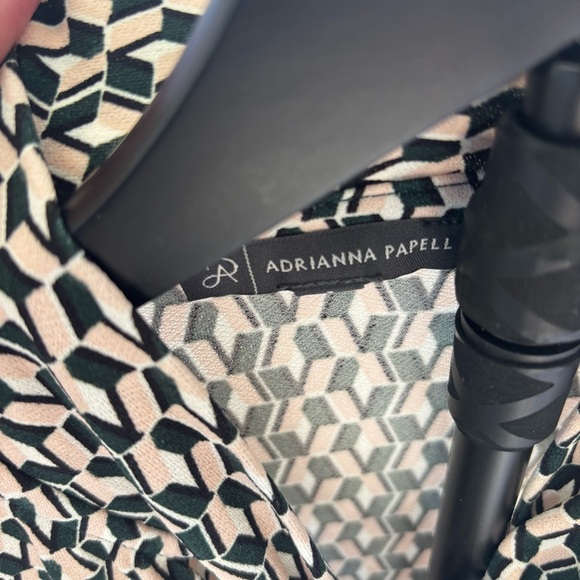 Adrianna Papell Green, Blk, Pink & White Geometric Print Office Top Women’s S - Picture 4 of 5